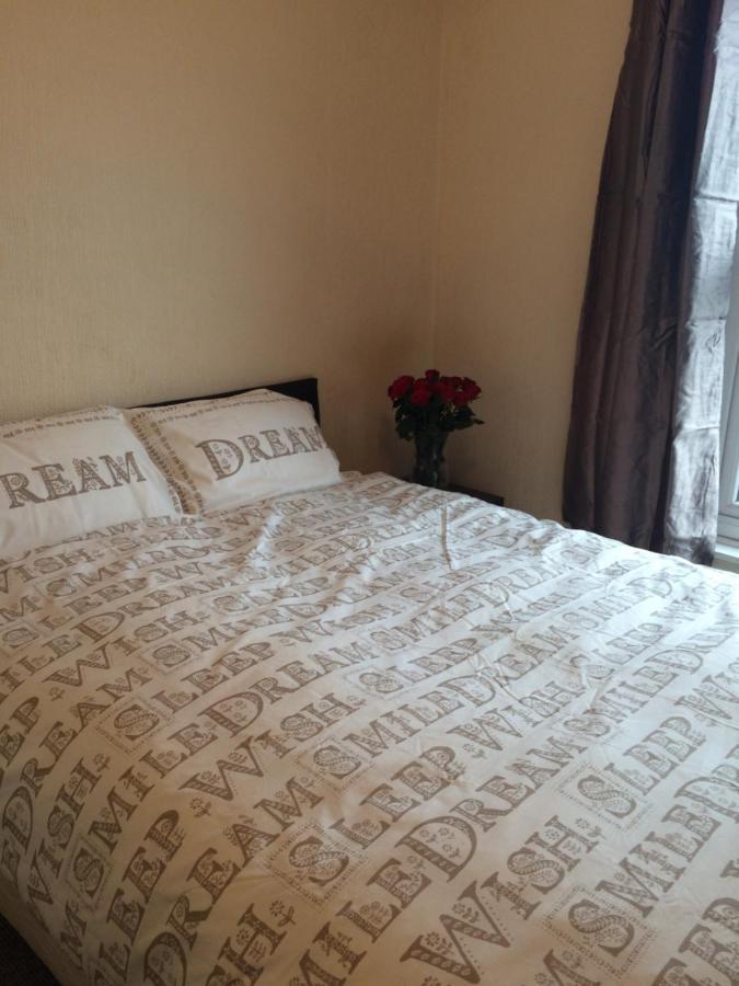 4 Bedroom House For Corporate Stays In Kettering Esterno foto